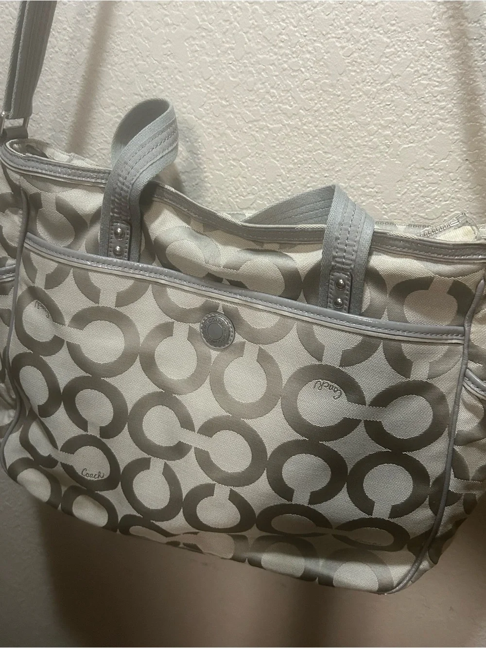 Authentic Coach Women's Signature Tote in Light Gray